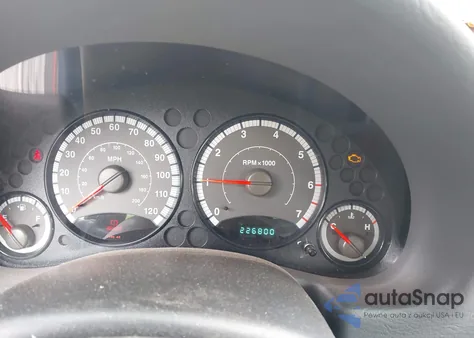 2005 Jeep Liberty Sport z USA, uszkodzony, nr VIN 1J4GL48K95W501910